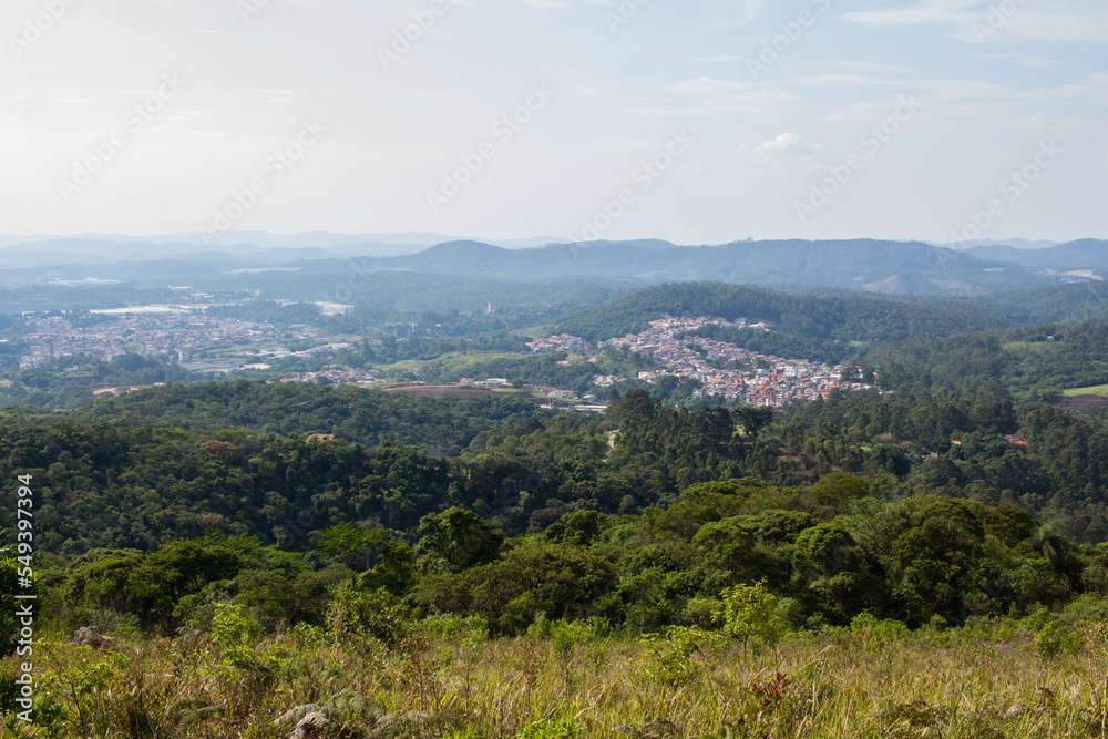 Vista da Trilha do Pai Zé - SAO PAULO, SP, BRAZIL - NOVEMBER 13, 2022: One of the beautiful views from the Pai Zé Trail, which leads to the peak of Jaragua, in the Jaragua State Park.