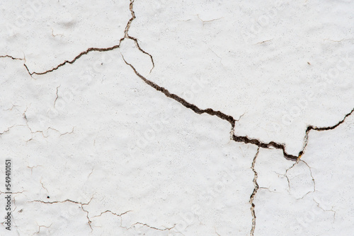 Bild auf Leinwand Textura de pared con pintura blanca agrietada