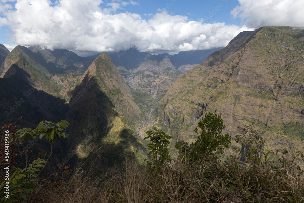 Fototapeta premium View of cirque de Salazie