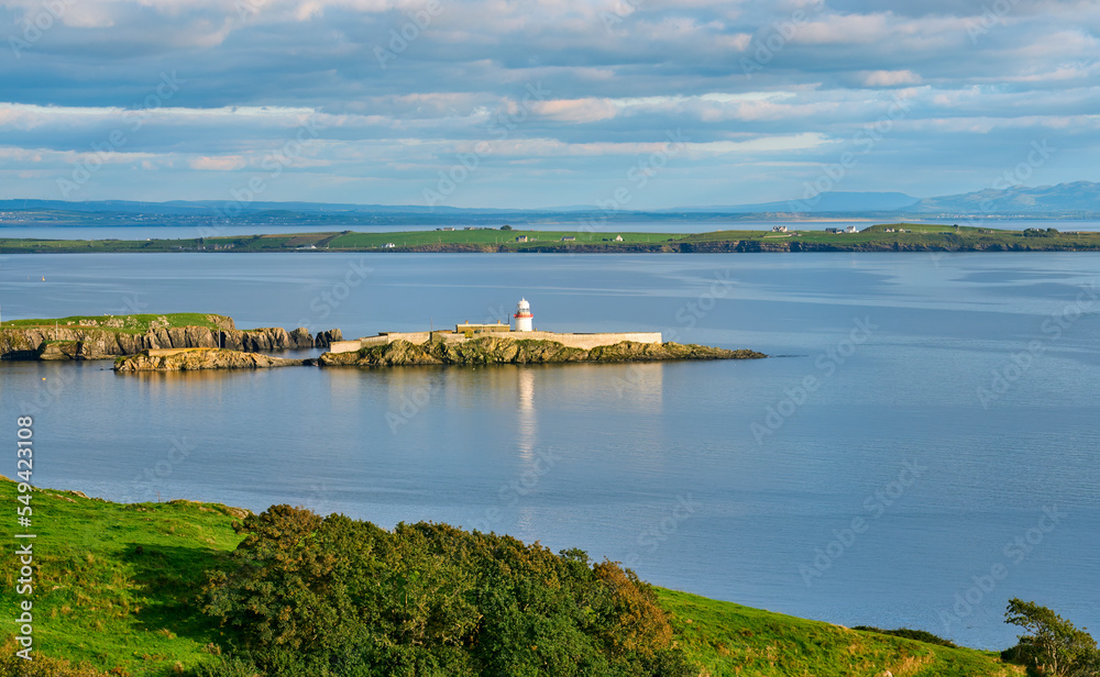 Killybeg approach lighthouse marks the fairway to Irelands most important fishing habour of Killybeg, County Donegal, Republic of Ireland