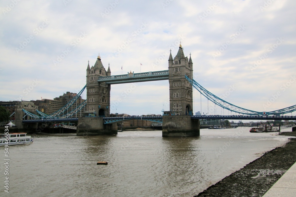 tower bridge city