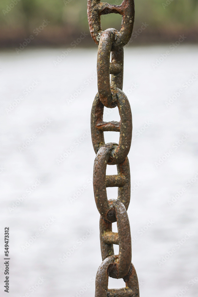 chain. Beginning of the Port of Paranaguá. Guincho Square.
