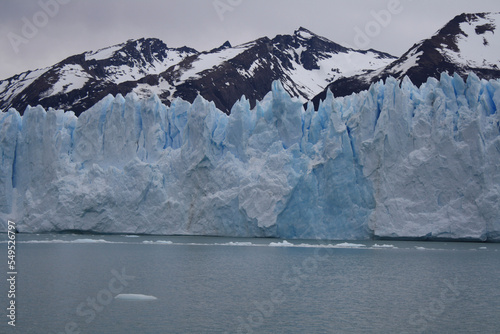 Wallpaper Mural iceberg in polar regions Torontodigital.ca