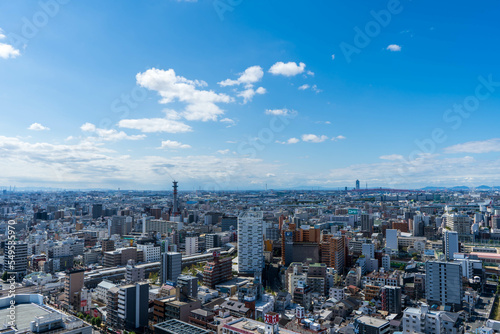 大阪の通天閣から見る昼の大阪の風景