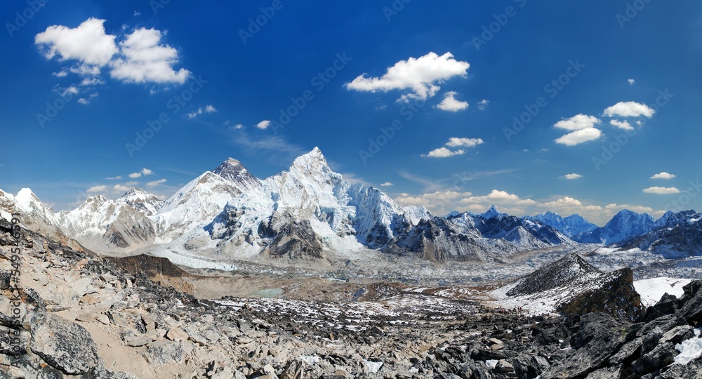 Mount Everest himalaya panoramic view from Kala Patthar