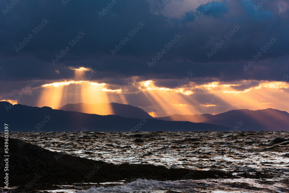 Naklejka premium 青森県下北半島、日没の仏ヶ浦・日本