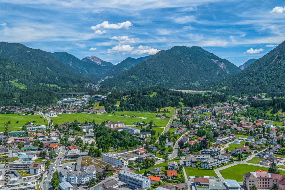 Sommer in der Region Tiroler Außerfern, Ausblick auf Reutte