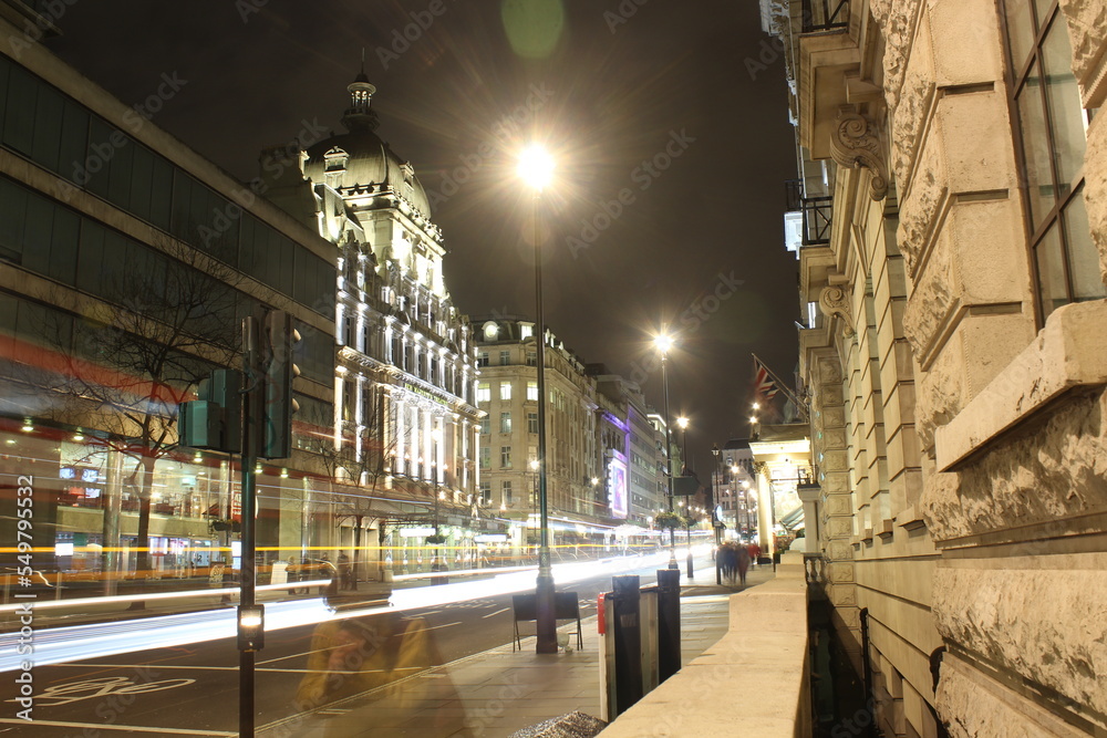 Fototapeta premium Trafalgar Square and National Gallery