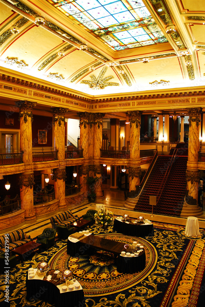 The beautiful grand lobby of the Thomas Jefferson Hotel in Richmond ...