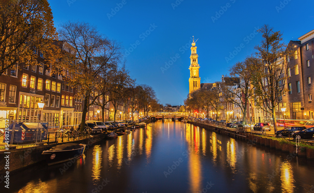 Zuiderkerk night view canal reflection