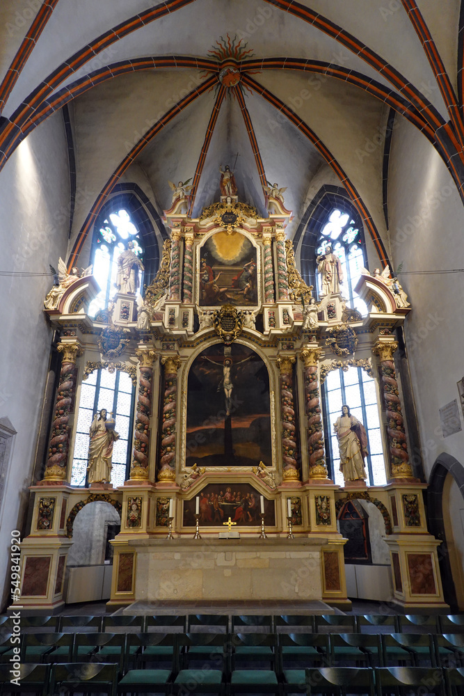 Innenansicht der evangelischen St. Blasius Kirche - Hochaltar, Niedersachsen, Deutschland, Hannoversch Münden Innenansicht der evangelischen St. Blasius Kirche - Hochaltar, Niedersachsen, Deutschland, Hannoversch Münden