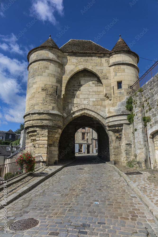 Porte d'Ardon - well preserved, fortified gate of the urban wall is one of the main entrances to the south of the medieval city. This gate was called Royee from the 10th century. Laon, Aisne, France.