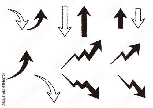 手描き風　いろいろな矢印のセット　白黒