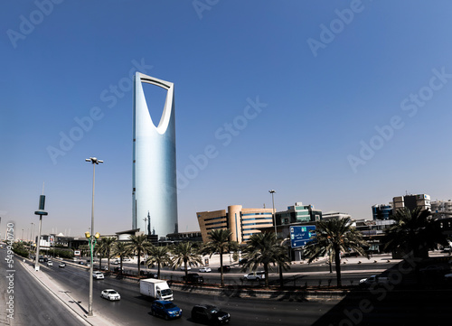 Almamlaka Tower " Kingdom tower in Saudi Arabia - Riyadh