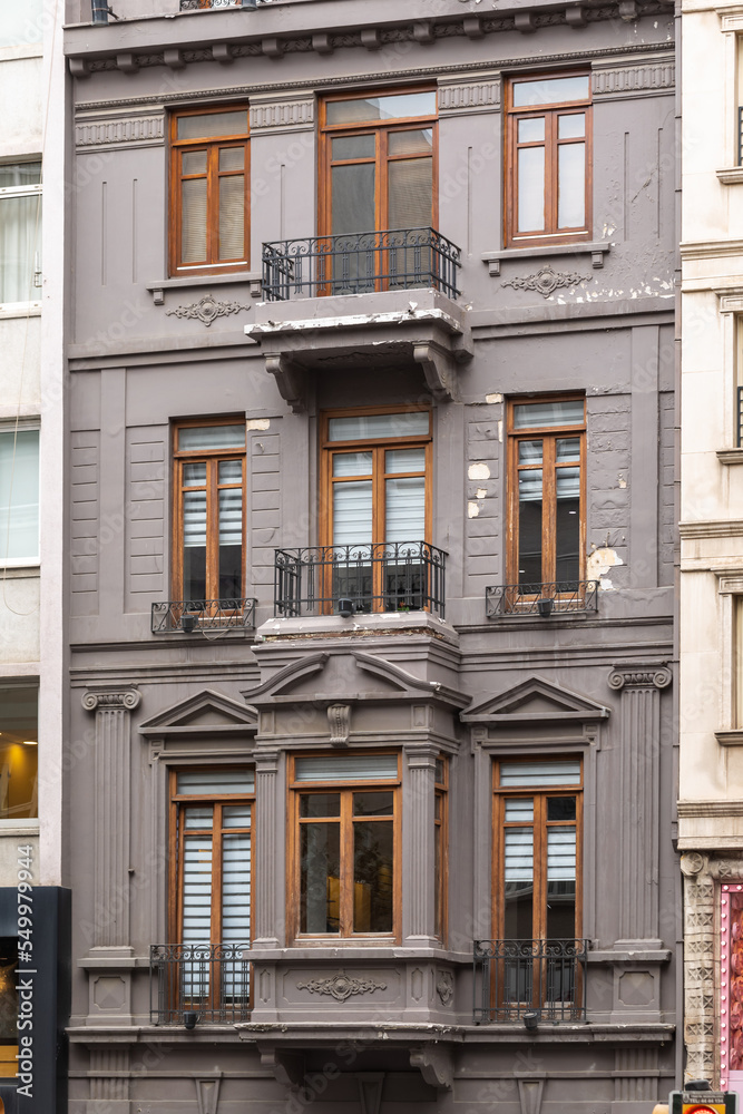 Obraz premium Part of the facade in traditional style.