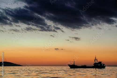 sunset in the sea © LutfuAkpulat
