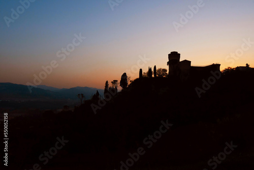 tramonto al castello