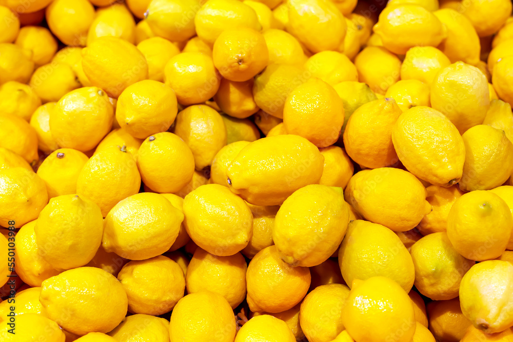 Lots of ripe fresh lemons
