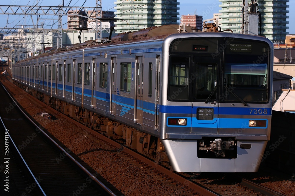 通勤電車 北総7300形