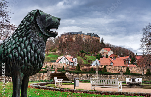 Blankenburger Schloss mit Löwenstatue photo