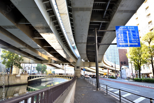 元町首都高速下の運河の景色 photo