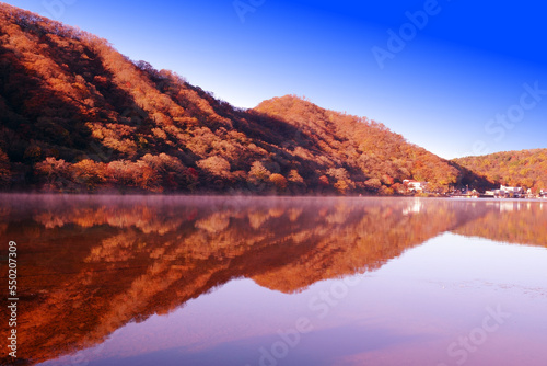 秋の榛名湖