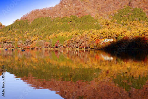秋の榛名湖