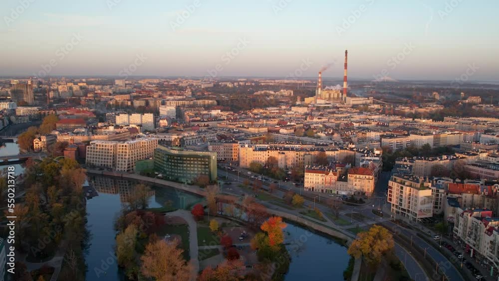 Aerial Flying Over Wyspa Slodowa During Sunset In Wroclaw. Dolly Forward Aerial Flying Over Wyspa Slodowa During Sunset In Wroclaw. Dolly Forward