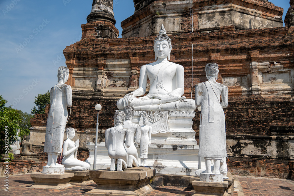 Ruinn eines steinernden Buddhas in Ayutthaya, thailand ehemalige Hauptstadt des Königreichs siam