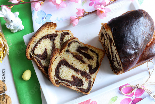 Cozonac - pane dolce tradizionale fatto in casa per Pasqua. Decorazione pasquale. photo