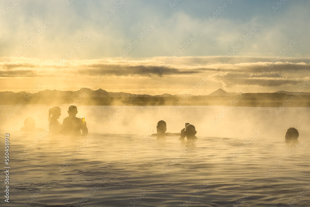 Obraz na płótnie Sky Lagoon: famous luxury spa resort in Reykjavik in winter sunny day w salonie