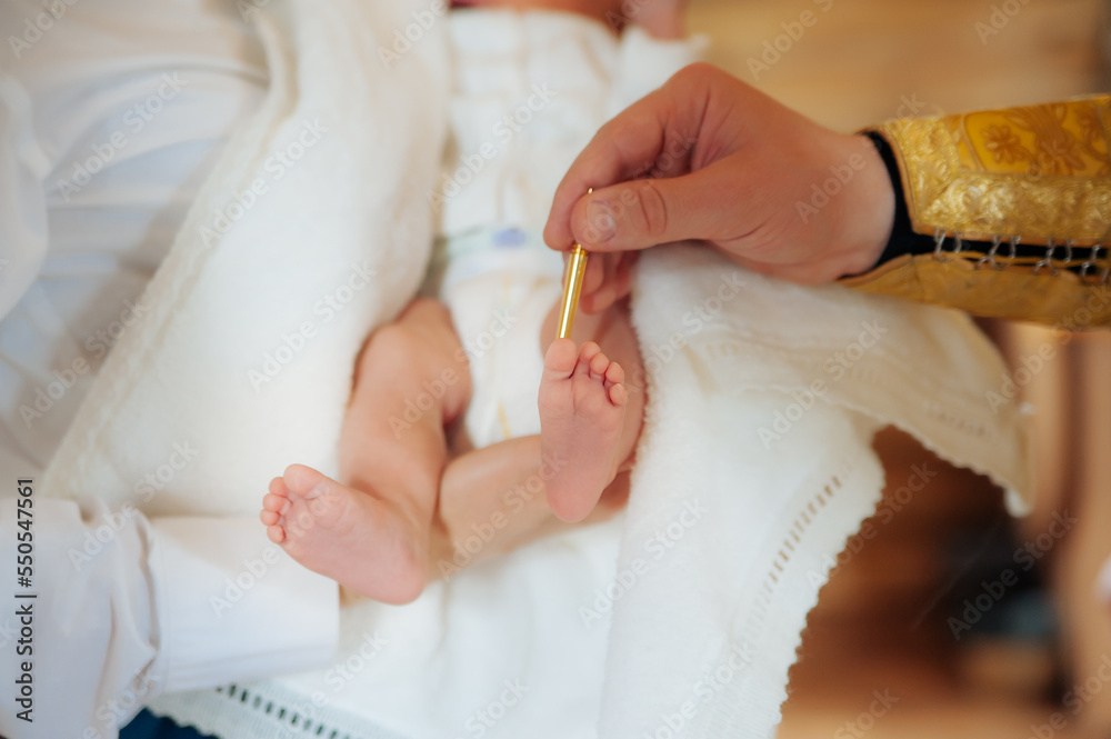 Obraz premium hands of the bride