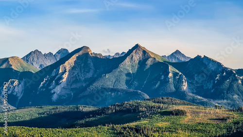 Góry Tatry widziane z Bukowiny Tatrzańskiej