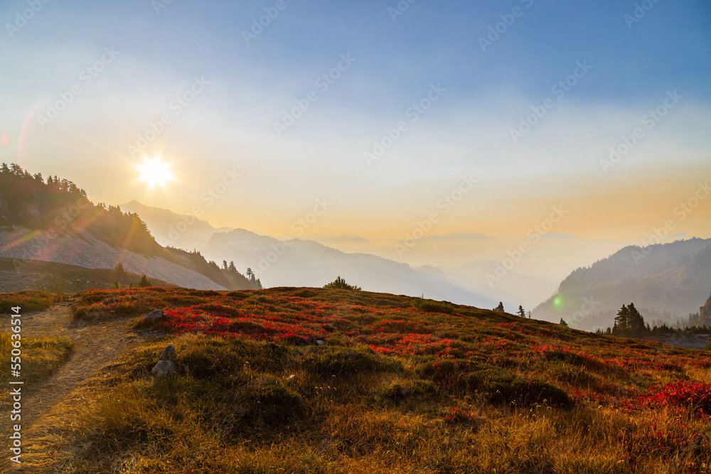 Fototapeta premium sunrise in the mountains