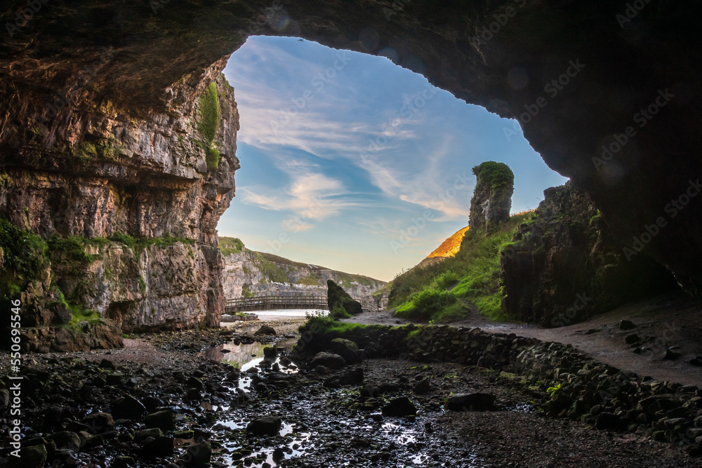 Smoo Cave bei Durness in Schottland