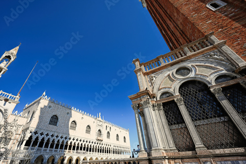 Fotografia San Marco square with campanile and Saint Mark's Basilica in Venice, Italy