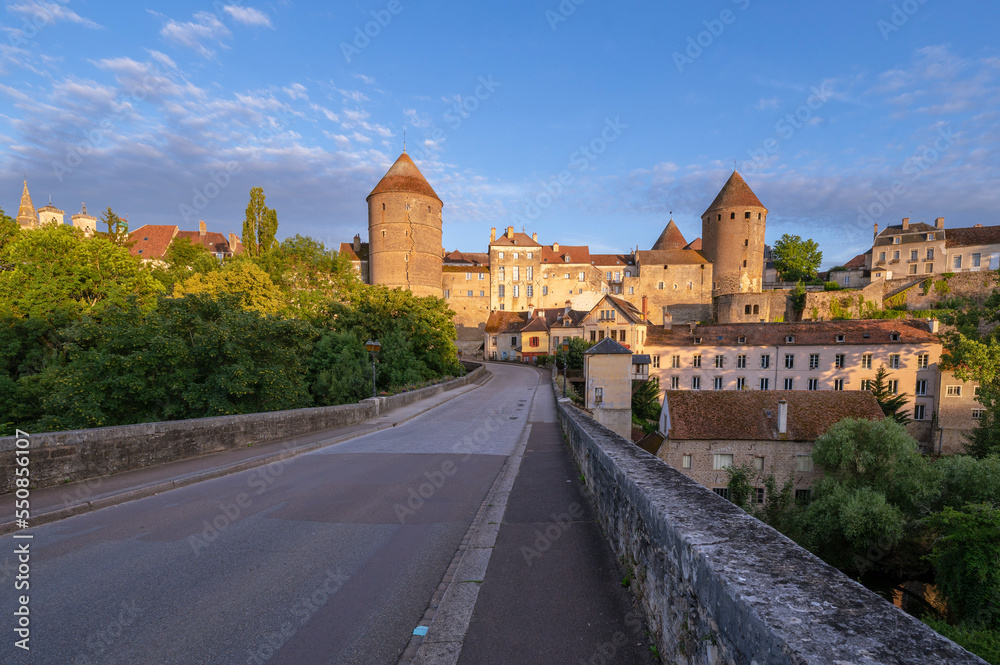 Semur-en-Auxois en Bourgogne