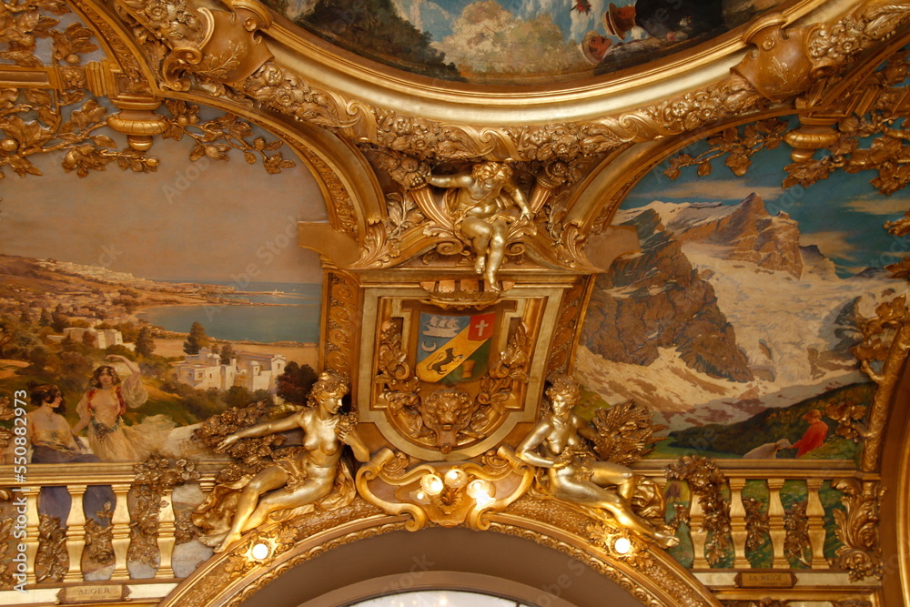 Obraz premium Dorures Moulure plafond