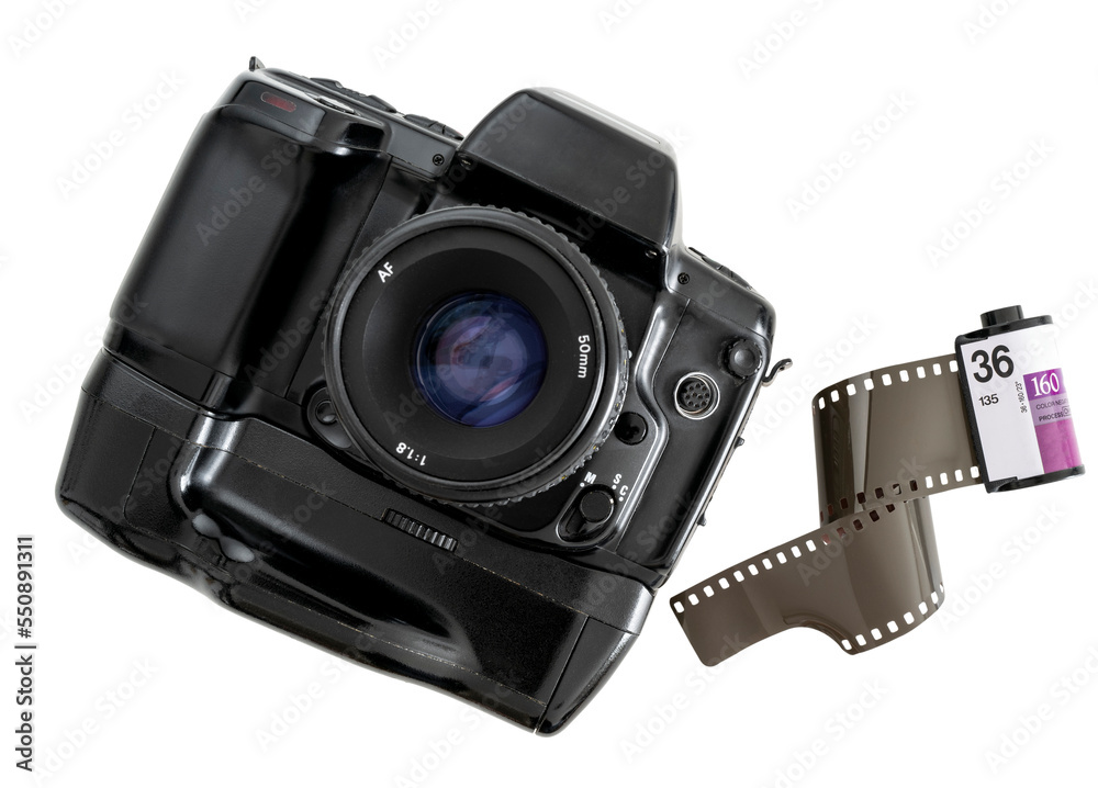 appareil photo argentique et pellicule 35 mm 36 poses, sur fond transparent
