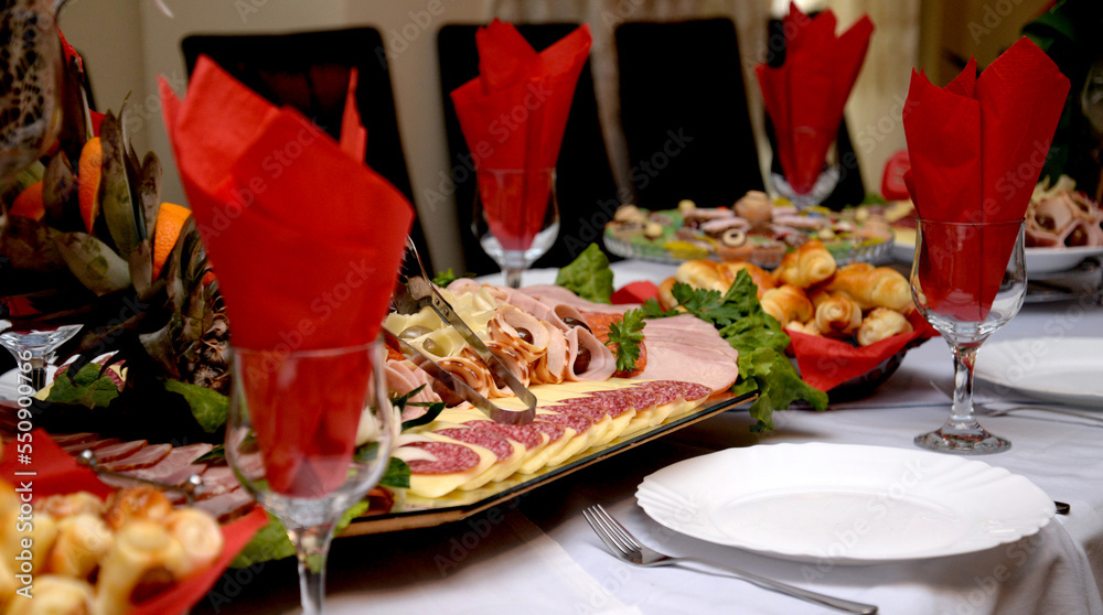 well decorated festive catering food, holiday food and food decoration concept, 