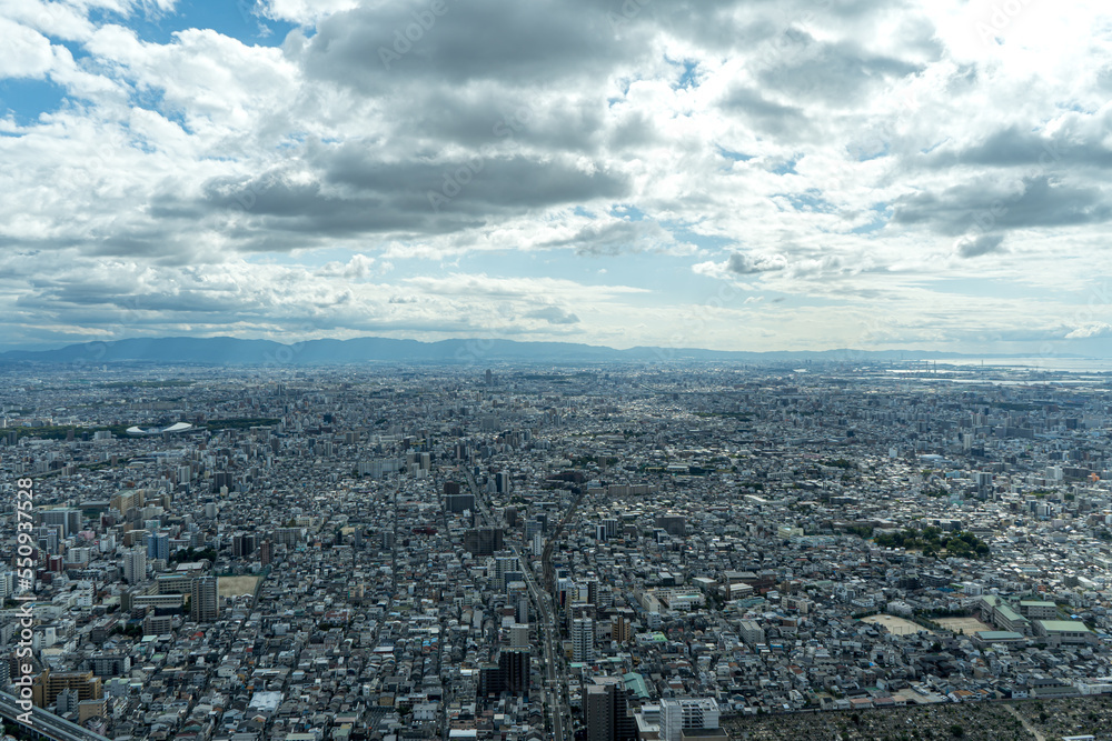 2023年の日中の大阪の展望台からの風景