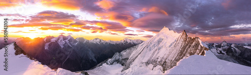 Sonnenaufgang Bishorn, Weißhorn, Monte Rosa, Mischabelgruppe photo