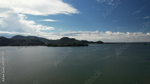 Wallpaper Mural 山陰海岸国立公園　龍神岬と小天橋　ドローン空撮 Torontodigital.ca