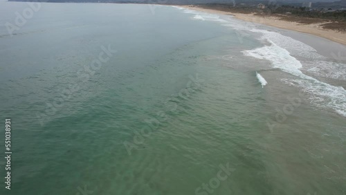 Wallpaper Mural 山陰海岸国立公園小天橋　綺麗な日本海　ドローンバック撮影 Torontodigital.ca