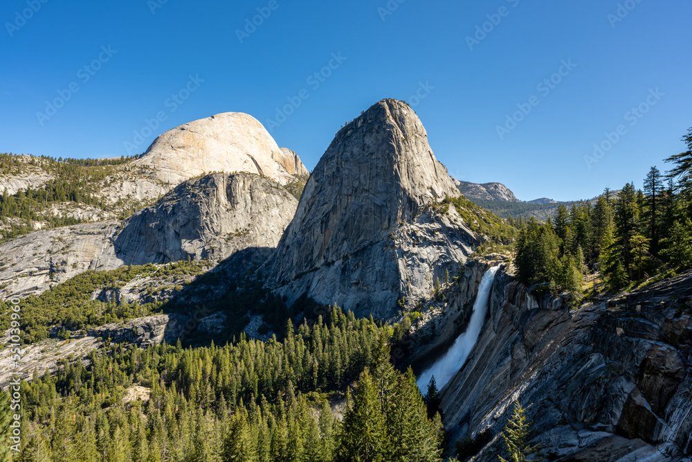 yosemite national park landscape