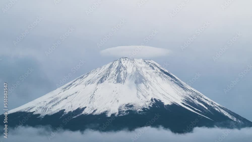 Lenticular cloud over Mount Fuji on a winter day, Yamanashi Prefecture, Japan Lenticular cloud over Mount Fuji on a winter day, Yamanashi Prefecture, Japan