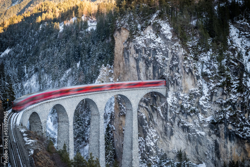 Viadotto di Landwasser in inverno, Svizzera photo