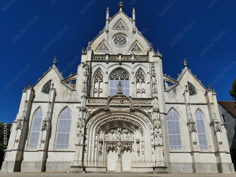 Façade de l’église Saint-Nicolas-de-Tolentin du monastère royal de Brou à Bourg-en-Bresse