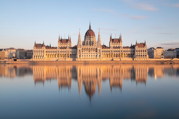 Acrylglasbilder Budapest Ungarisches Parlament an der Donau  © ugur