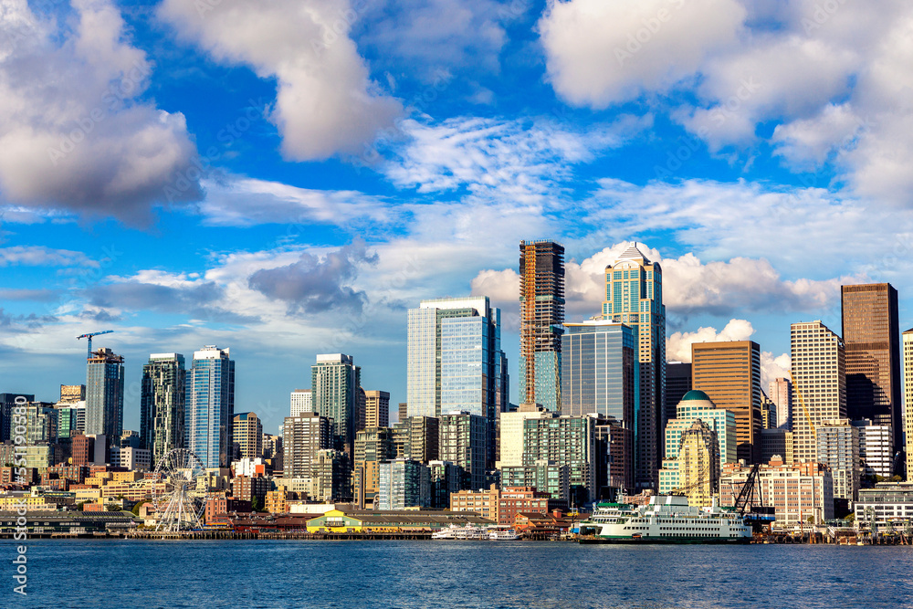 Seattle cityscape at Elliott Bay - obrazy, fototapety, plakaty 
